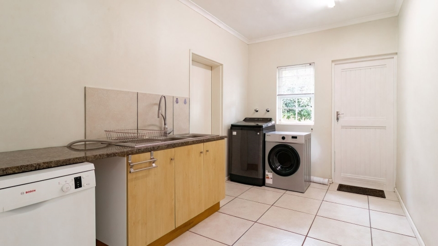 3 Bedroom Property for Sale in Bizweni Western Cape